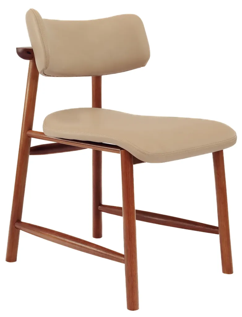 SILLA RITMO MARUJA DE MADERA TAUARI ALMENDRA CON TAPIZADO BEIGE