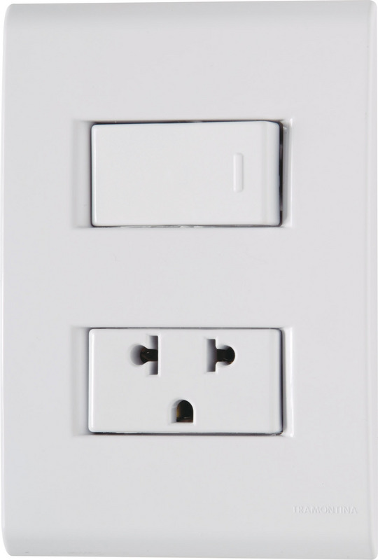 [57170047] CONJUNTO ARMADO INTERRUPTOR SIMPLE + TOMACORRIENTE 2P+T UNIVERSAL 10A-15A 250V BLANCO LIZ